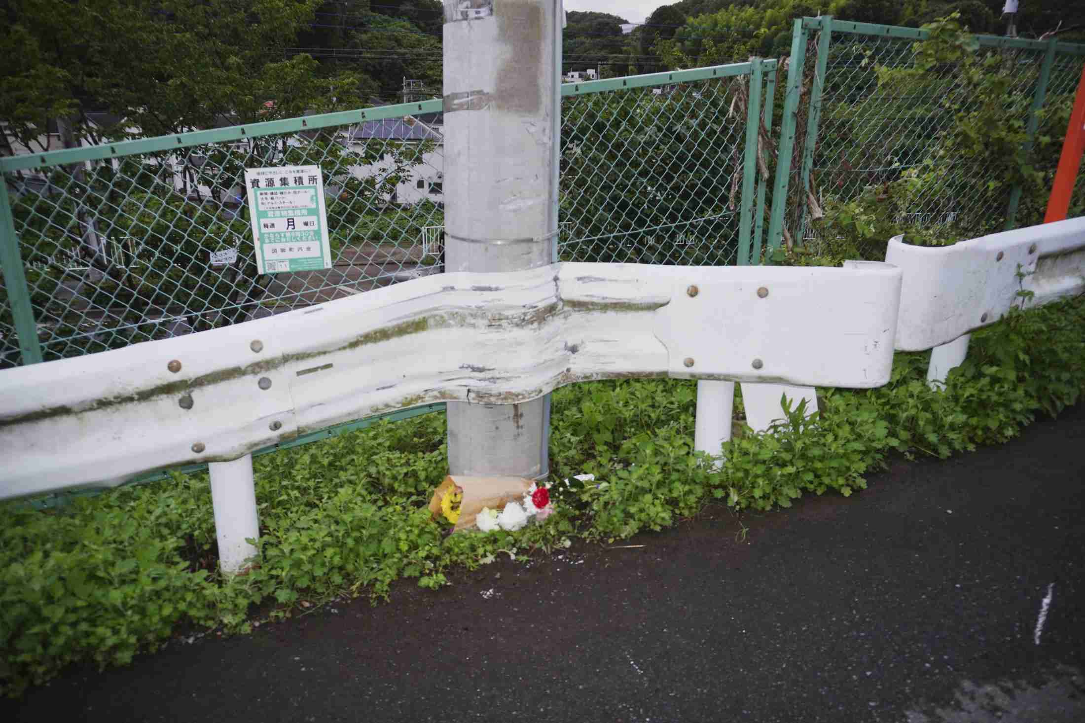 AT車、坂でレバーと逆進み衝突　町田9人死傷事故、エンストか