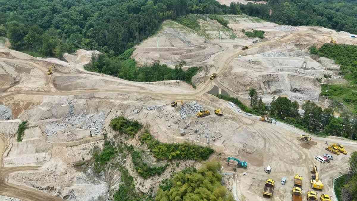奈良メガソーラー造成現場で｢土砂2度流出｣… それでも止まらない開発の行方 | 環境 | 東洋経済オンライン