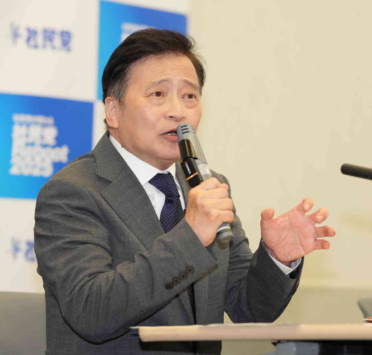 「経歴詐称はしていません」参院選出馬表明のラサール石井、会見で「最終学歴」問われて…