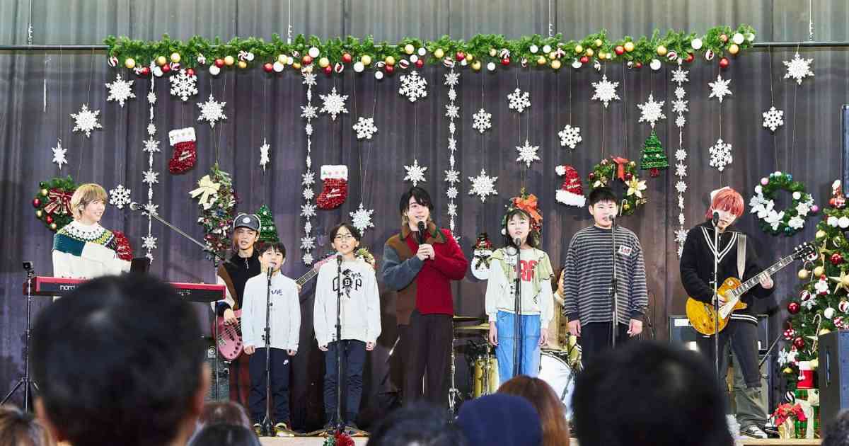 ミセスの3人が思わず涙「帰りたくない…」。全校児童4人の小学校で「ケセラセラ」を熱唱 – THE FIRST TIMES