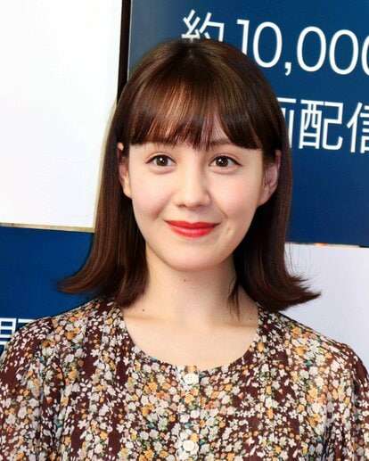 昨年結婚のトリンドル玲奈　“整形前”で「誰だか分からない」姿…ドラマのためにメイクで変ぼう「別人」と話題