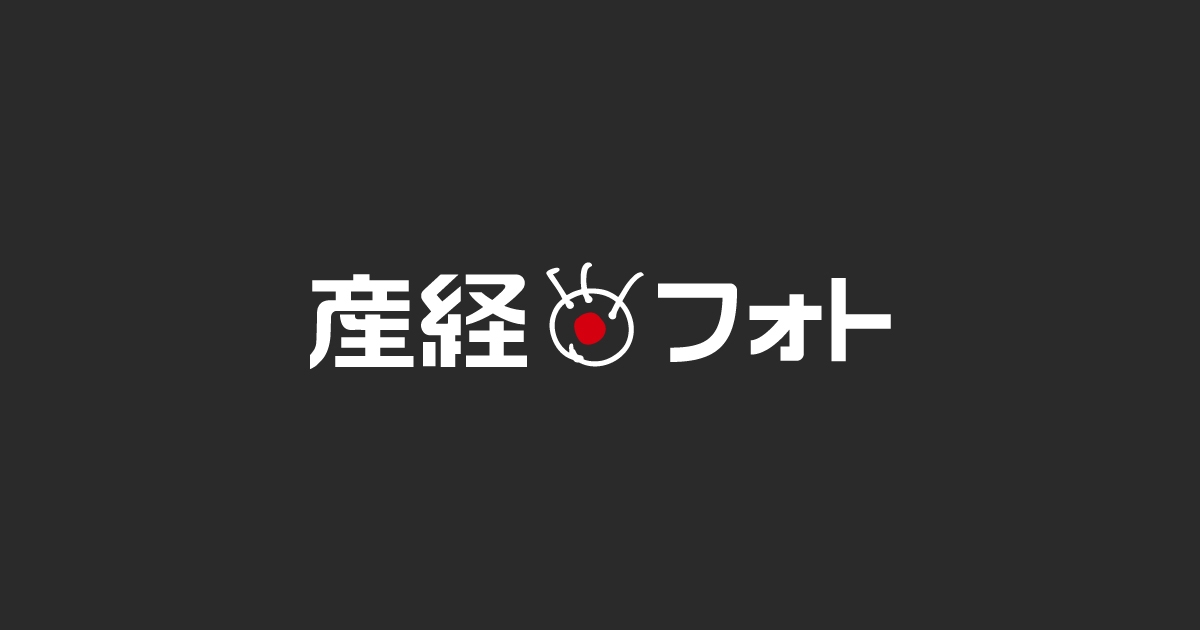 山本太郎氏を厳重注意　喪服姿で数珠　参院議長「次回やったら容赦しない」 - サッと見ニュース - 産経フォト