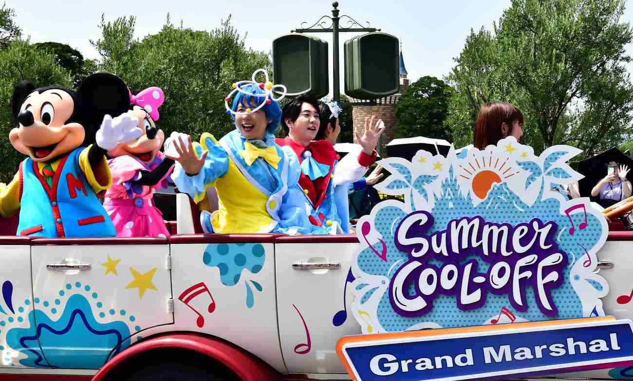 Mrs. GREEN APPLE、ディズニーパレードにサプライズ登場　イベントテーマ曲担当