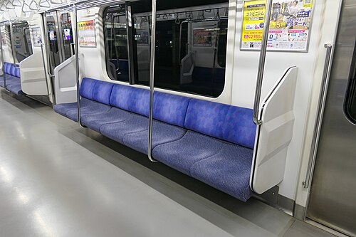 【電車】同性の横・異性の横問題