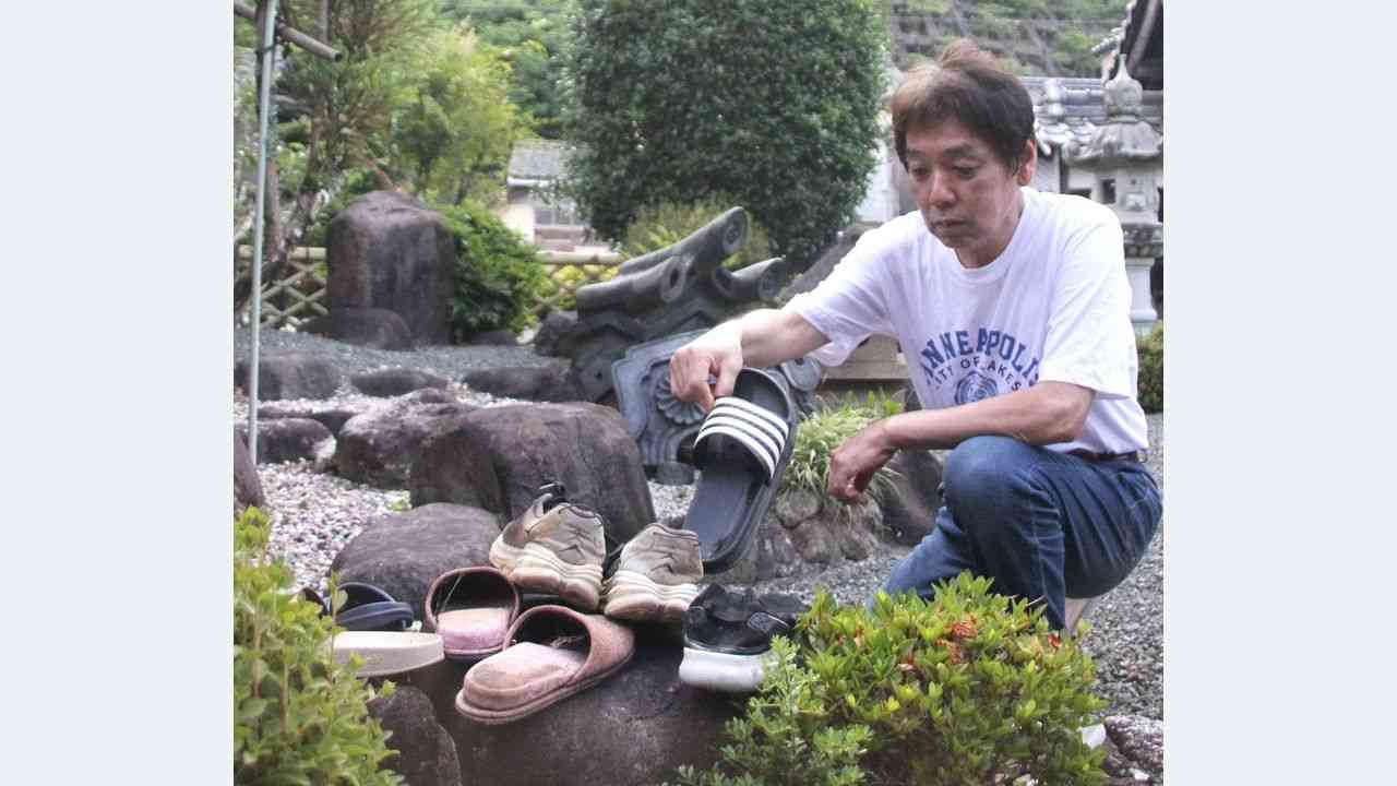 キツネから靴のお布施? 住職困惑 - Yahoo!ニュース