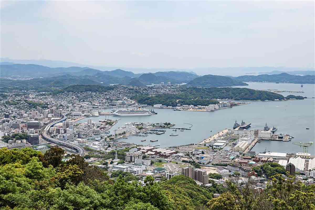 「人を殺してみたかった」…父は弁護士、母は教育委員　エリート一家の「15歳女子高生」がクラスメートを殺害・解体するまで　「佐世保高1女子生徒殺害事件」から11年 | デイリー新潮