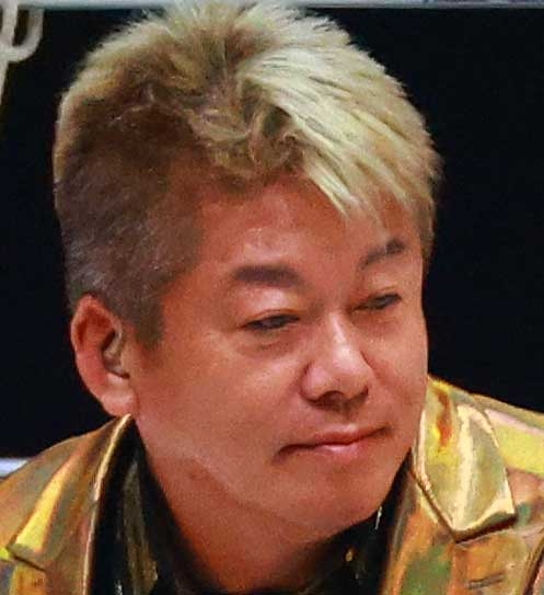 堀江貴文氏、羽田空港混雑に「よーわからん漫画家の予言を真に受けてる人こんなにいるんか」 - 芸能 : 日刊スポーツ
