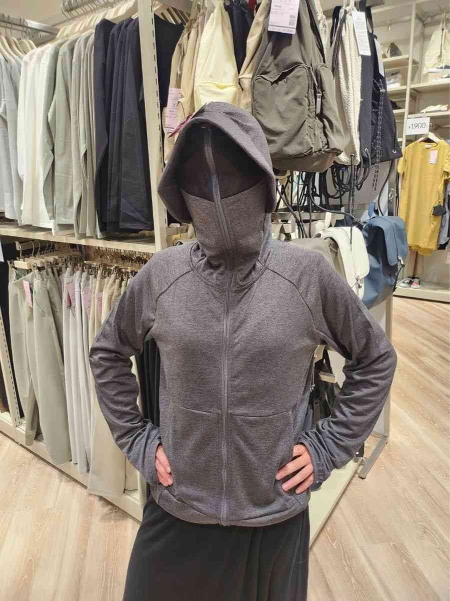 「もっと薄着をしたらいいのに」　猛暑の夏、米国女性が日本に“提言”「この暑さではそうも言ってられない」