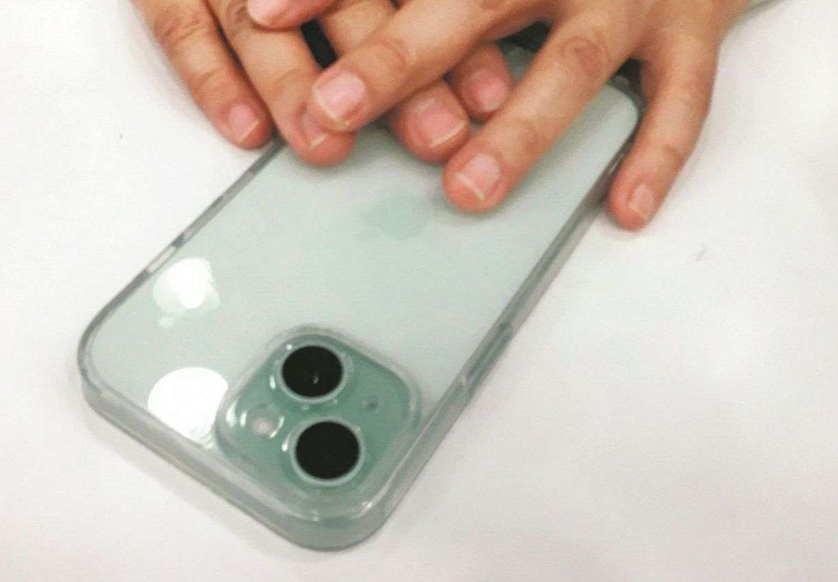 歌舞伎町ホスト「洗脳マニュアル」の中身…「鎖をかける、地雷をおく」　借金900万でもまだ目が覚めない娘：東京新聞デジタル