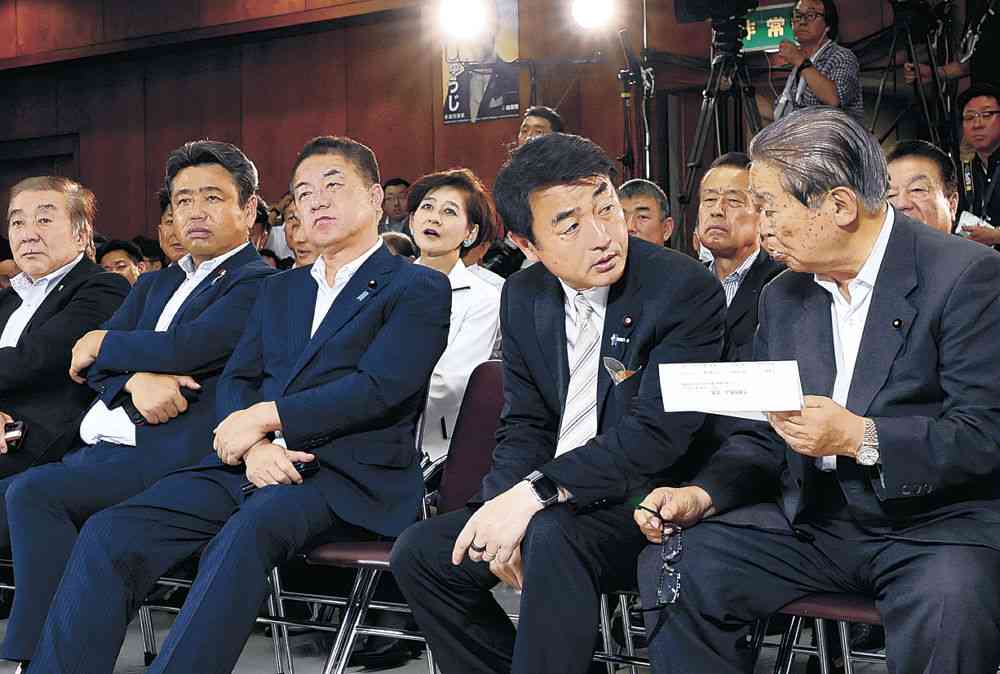 首相続投表明に反発　石川県内自民国会議員動く　「辞めさせろ」高市氏擁立へ　「変わらねば」岸田氏と接触（北國新聞社） - Yahoo!ニュース