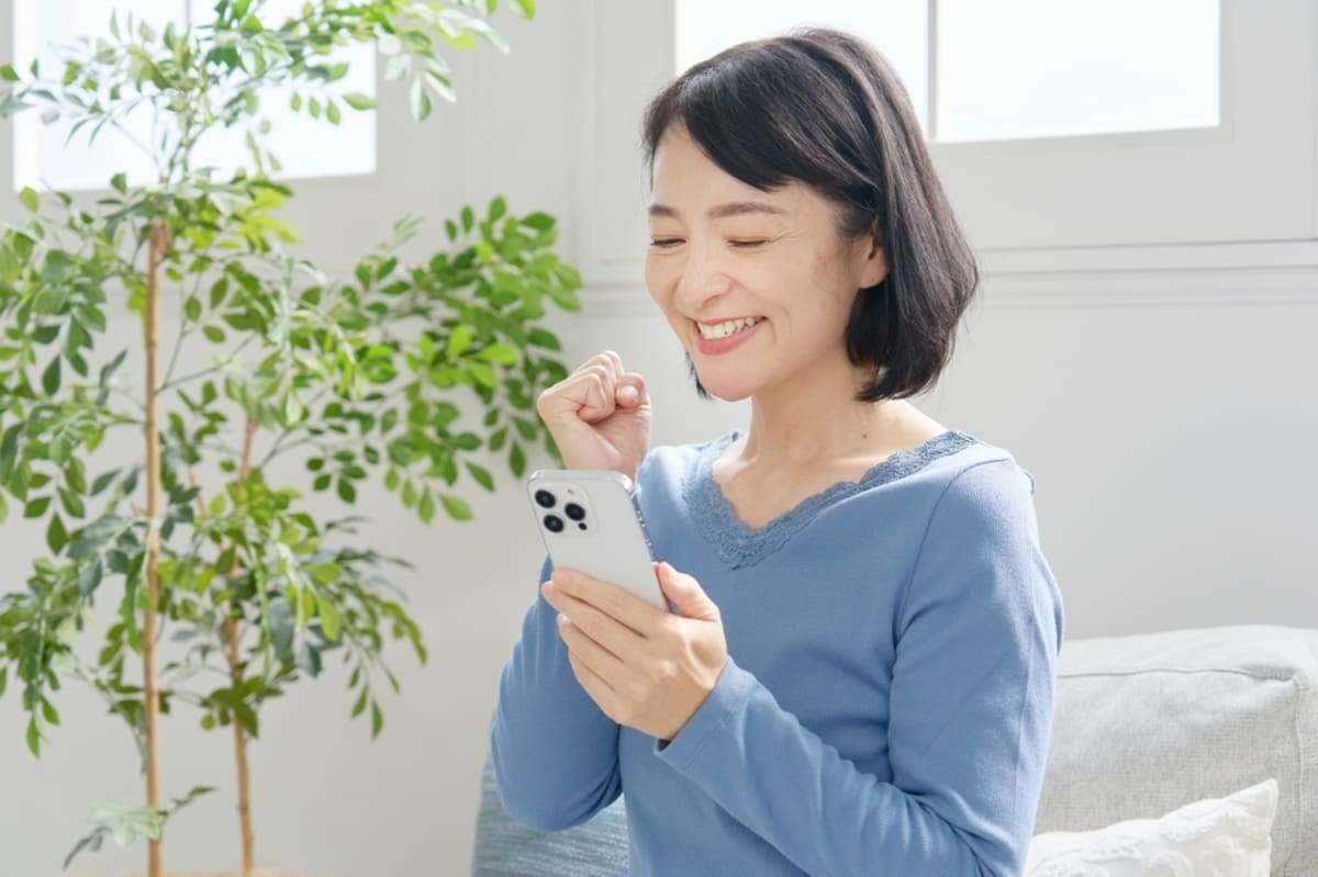 格安SIMにしない人の「共通の悩み」って？大手キャリアから思い切って乗り換えるメリットとは|ファイナンシャルフィールド|﻿スマホの見直し