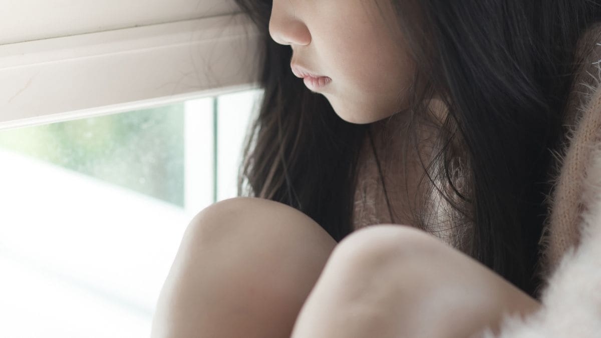 不登校は｢とりあえず担任に相談｣してはいけない…専門家が｢まずはこの人｣と話す学校にいる相談相手 1週間では遅い…3日連続で欠席したら学校と連携を | PRESIDENT Online（プレジデントオンライン）