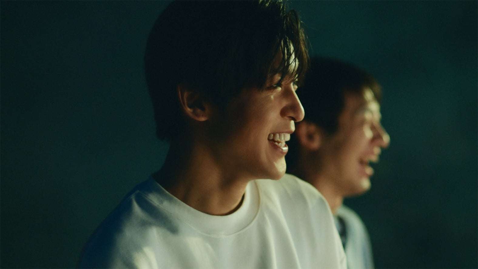 Snow Man目黒蓮＆中条あやみ、午後の紅茶新CMで爽やか笑顔披露 ミセスが新曲書き下ろし