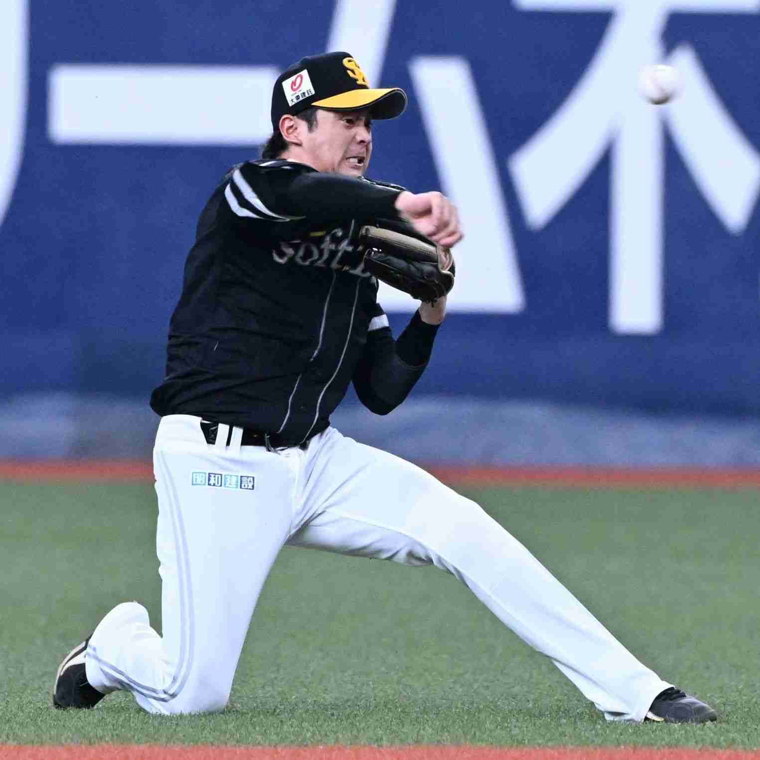 「マキさんの気迫を受け継いで」　ソフトバンク川瀬晃、負傷交代した牧原大成の〝魂〟を引き継ぐ　敵地ならではの好プレーとは（西スポWEB OTTO！） - Yahoo!ニュース