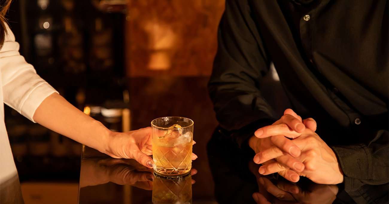 FBI捜査官すらオトす中国のハニートラップ、日本人が狙われる「危険な店」とは？ | ニュースな本 | ダイヤモンド・オンライン