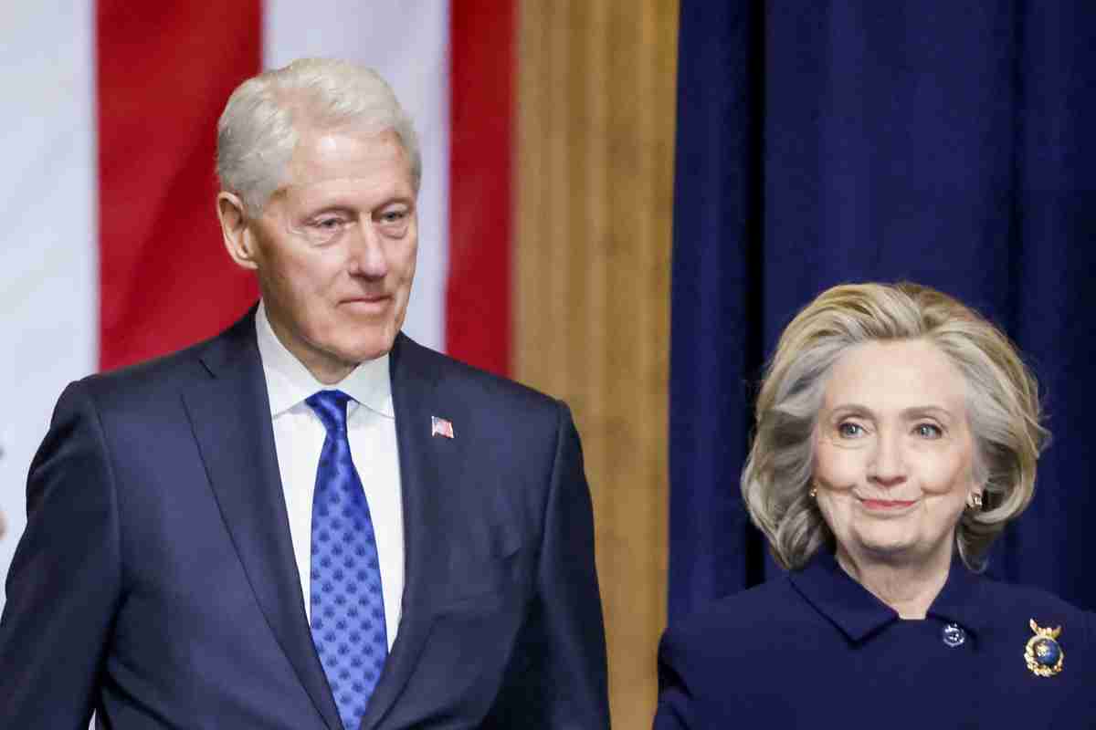 クリントン元大統領夫妻ら召喚　エプスタイン氏事件で証言要求　米下院委（時事通信） - Yahoo!ニュース