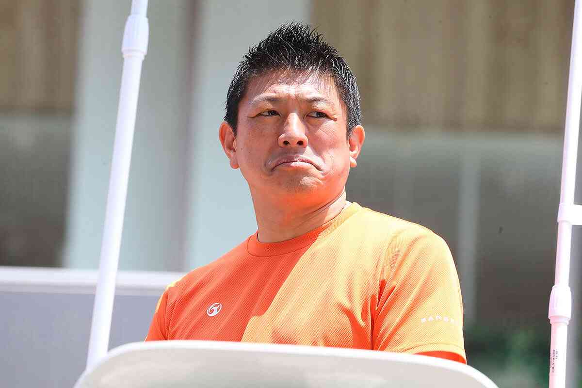 「二人でいるときに“肩をもんでよ”と…」　参政党・神谷代表の“セクハラ的行動”を元女性スタッフが明かす　「映画に誘われることも」（デイリー新潮） - Yahoo!ニュース