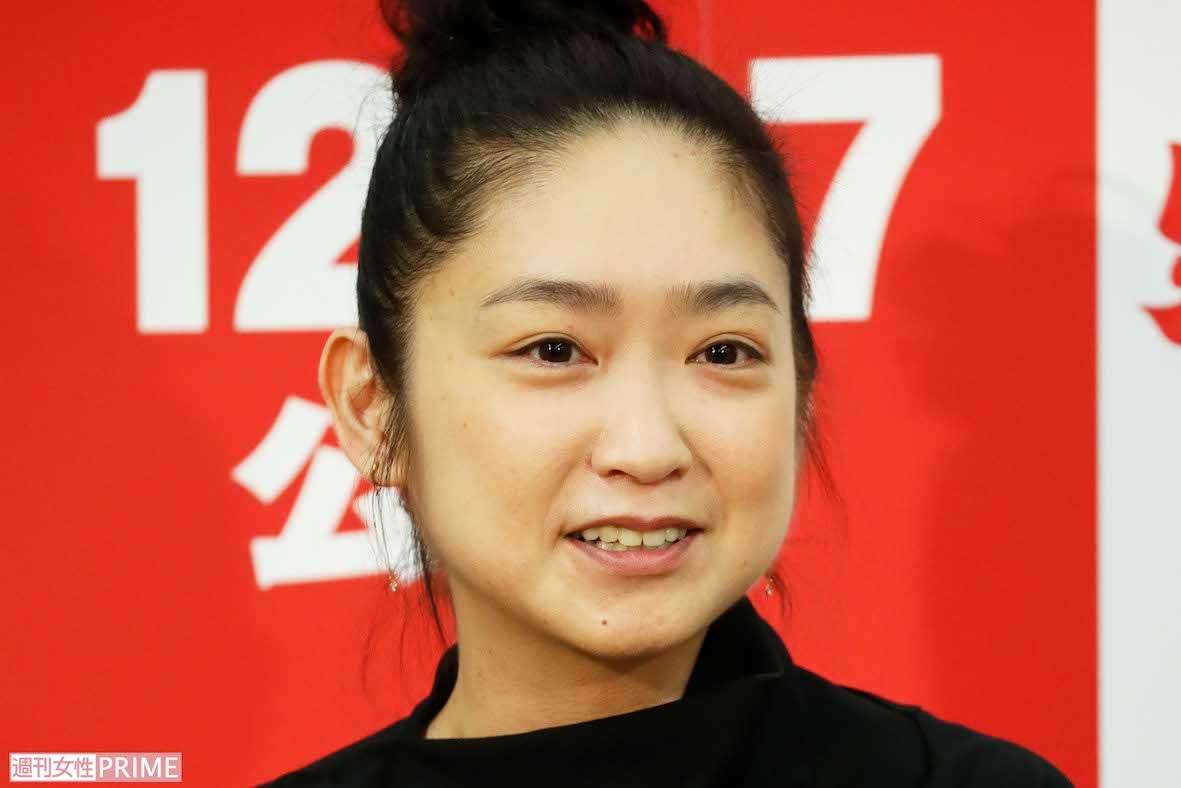 池脇千鶴、NHK朝ドラ『ばけばけ』ビジュアルが「なんかショック」「いい味出してる」母親役の“貫禄”に驚きの声 | 週刊女性PRIME