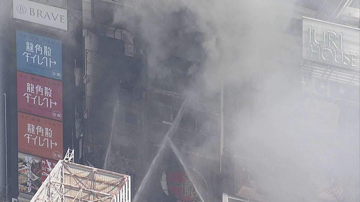道頓堀でビル2棟火災　消防隊員2名が死亡　負傷者は20代女性など4人