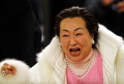細木数子さんに「うるせーな、クソババア！」暴言吐いた62歳女性芸人「上から言われたので…」 - 芸能 : 日刊スポーツ