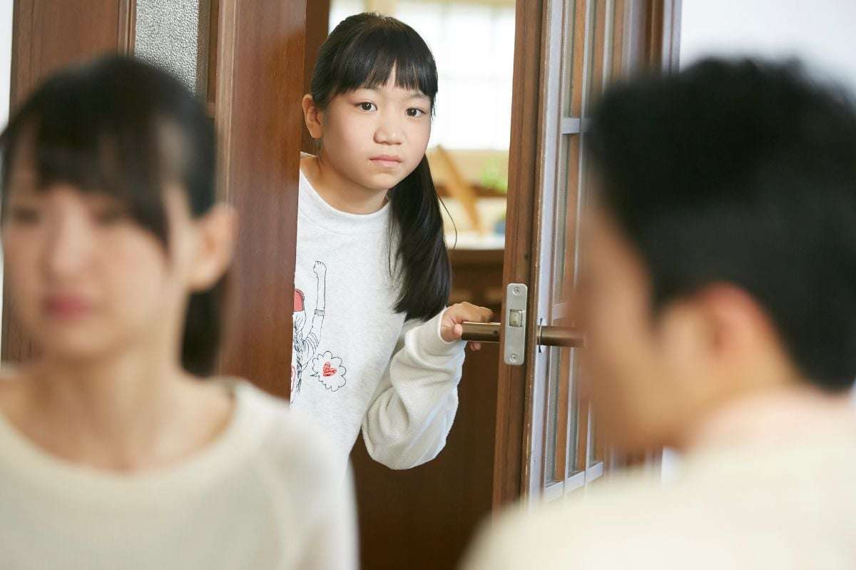 【仮面夫婦】と【離婚】子どもへの悪影響が大きいのはどっち?→「仮面夫婦」当事者たちの“生々しい選択”