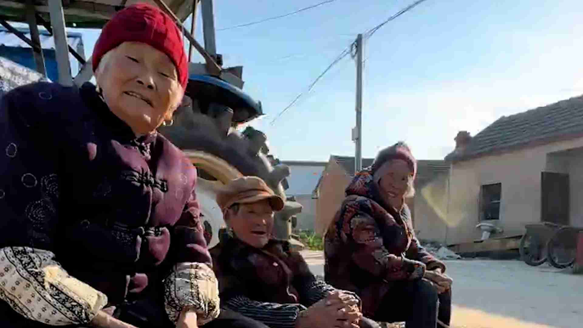 【海外の反応】「日本人は道理をわきまえていた…」92歳中国人が語る“日本の真実”に衝撃！「教科書とは違う…」 | 感動日本