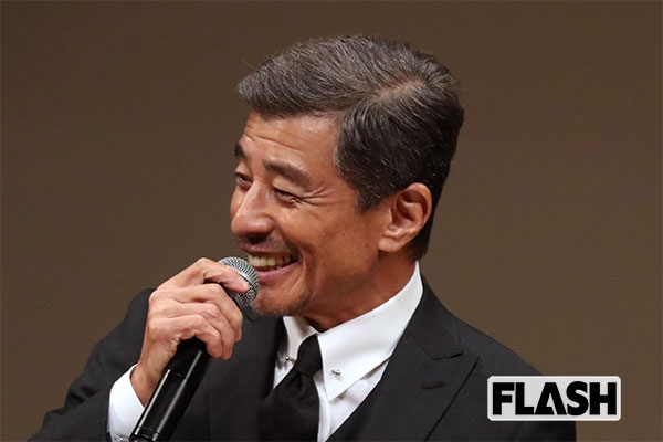舘ひろし「俺がいつもケツ触っちゃうやつ」は天海祐希 - ライブドアニュース