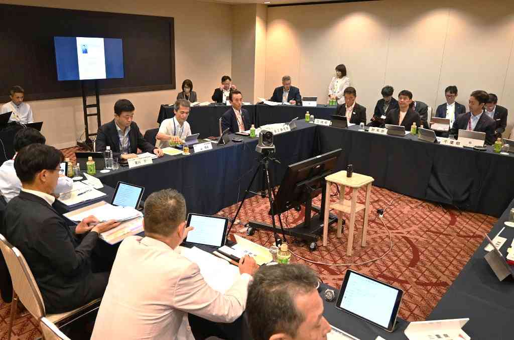 外国人共生提言で静岡県にクレーム　外国人受け入れ拡大→犯罪増加や治安悪化と誤解　排外主義懸念「冷静に」（静岡新聞DIGITAL） - Yahoo!ニュース