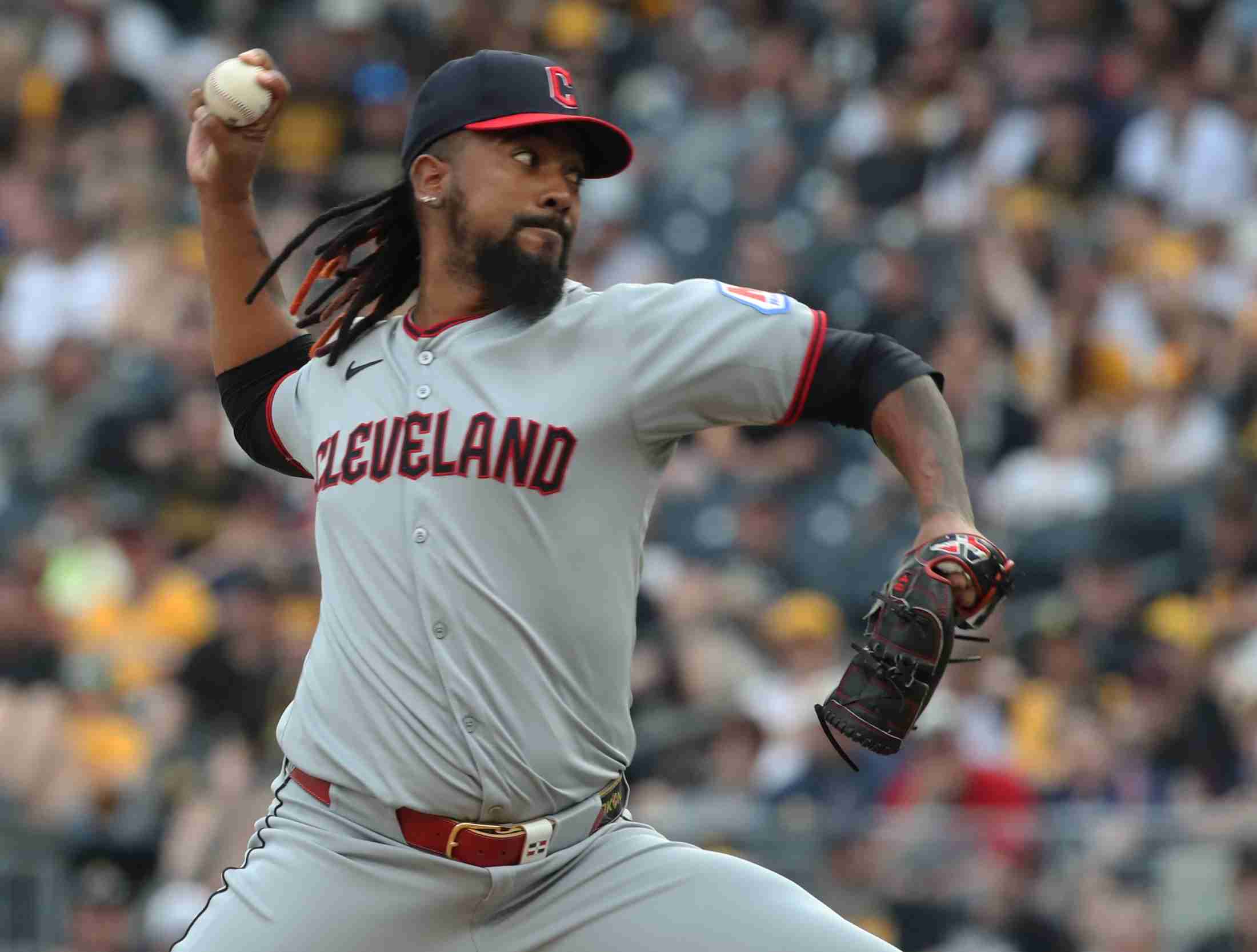 ガーディアンズのエマニュエル・クラセとルイス・オルティーズの休職処分は今シーズン終了まで継続と米記者が投稿（スポーティングニュース日本版） - Yahoo!ニュース