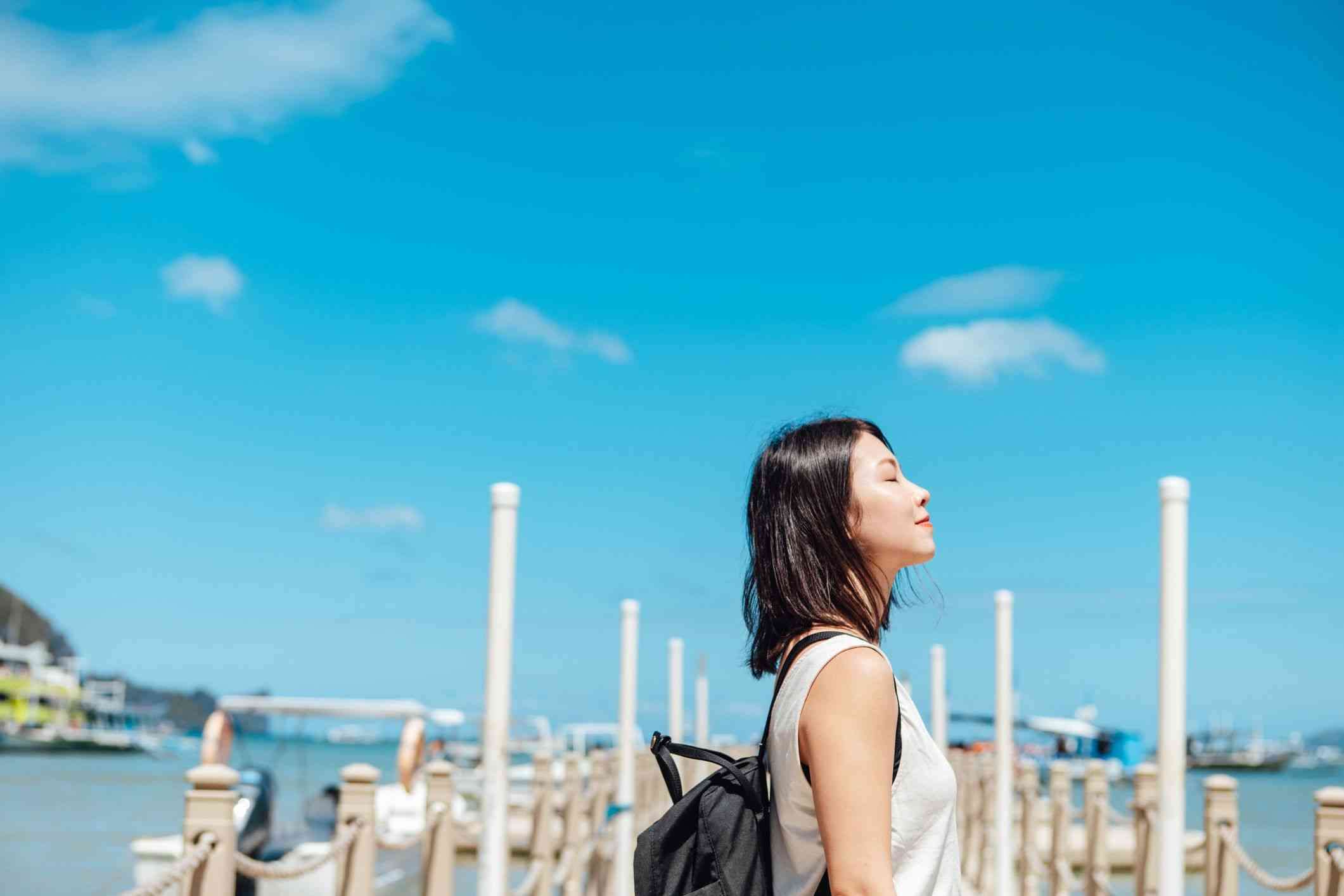 「5年以内に25歳〜44歳の女性の45％が独身に」という予測も… 自ら“シングル”を選択する女性が急増している理由とは？ 米ライターが取材