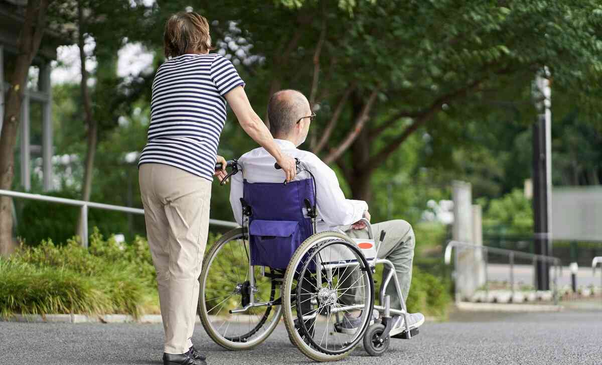 「82歳のヘルパー、89歳の介護」老老介護が常　人手の不足ではなく「枯渇」の危機も | AERA DIGITAL（アエラデジタル）