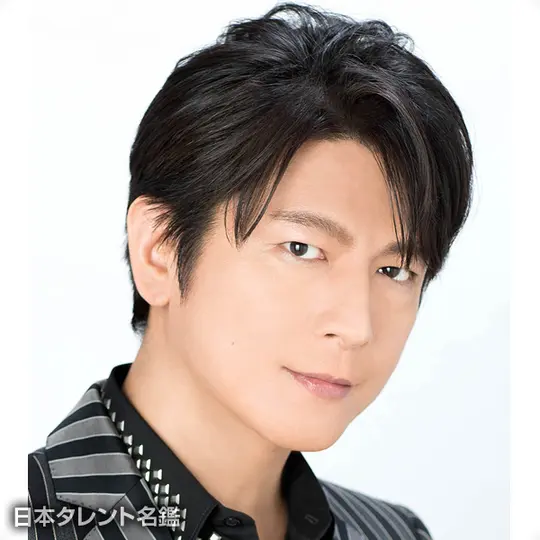 鋭い目つきの人が好き