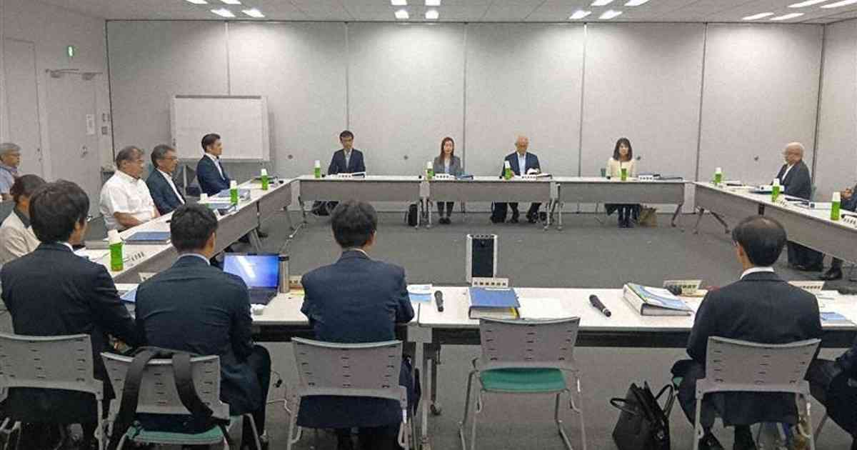 最低賃金平均1118円に決定、上げ幅は過去最大　物価高など背景 | 毎日新聞