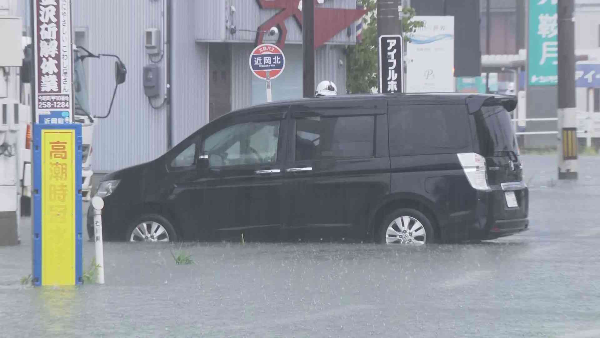 石川県 加賀地方で線状降水帯 危険性急激に高まる 厳重警戒を