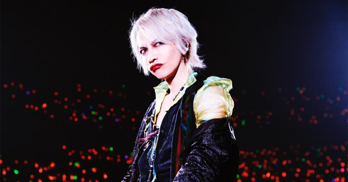 「今こんなにタトゥーあるの？！」HYDE　56歳の“激変近影”にネット衝撃 | 女性自身