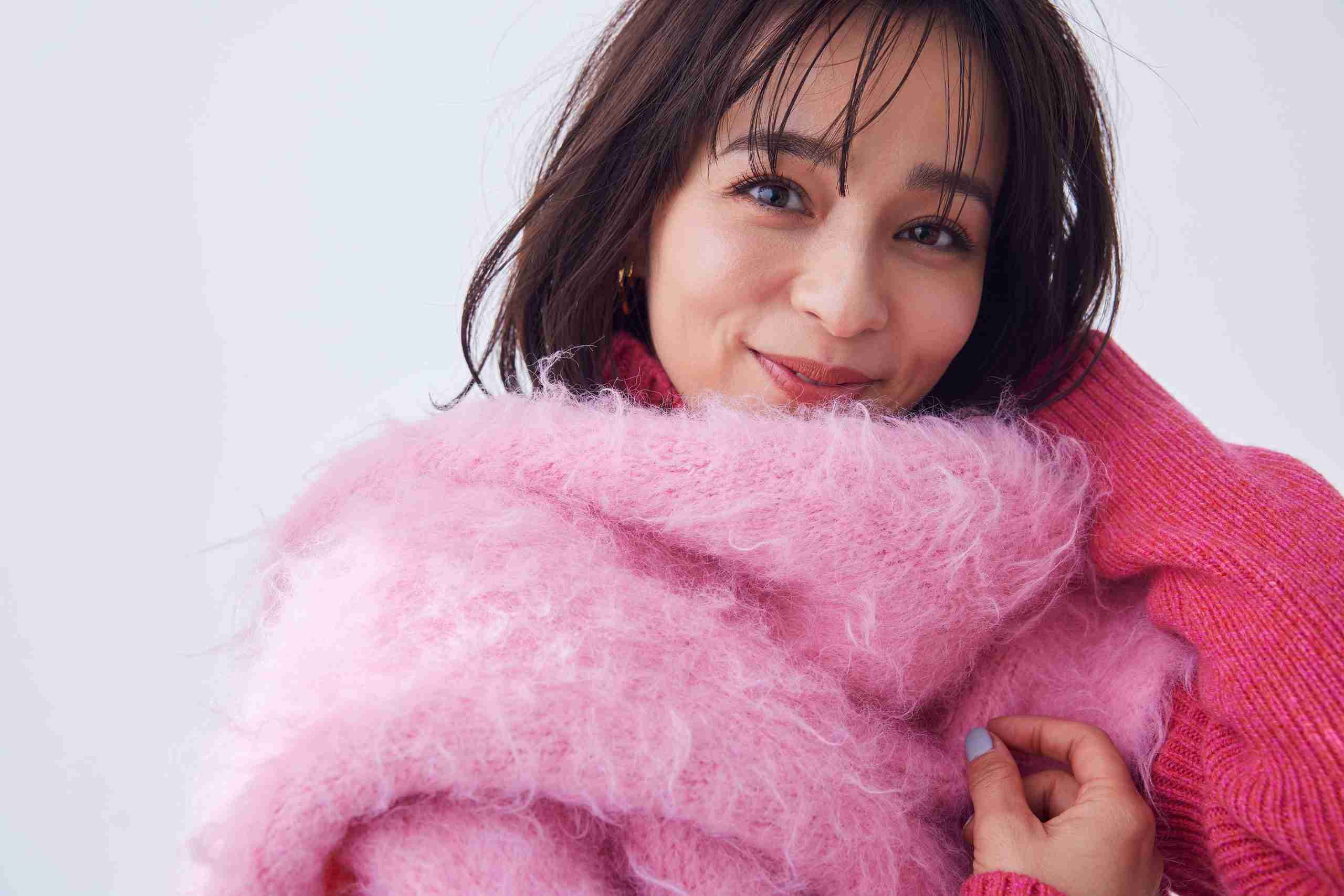 加藤ローサさん（39） 夫・松井大輔さんとのドラマみたいな出会い、そして結婚生活「うちの夫は…」 – STORY [ストーリィ] オフィシャルサイト