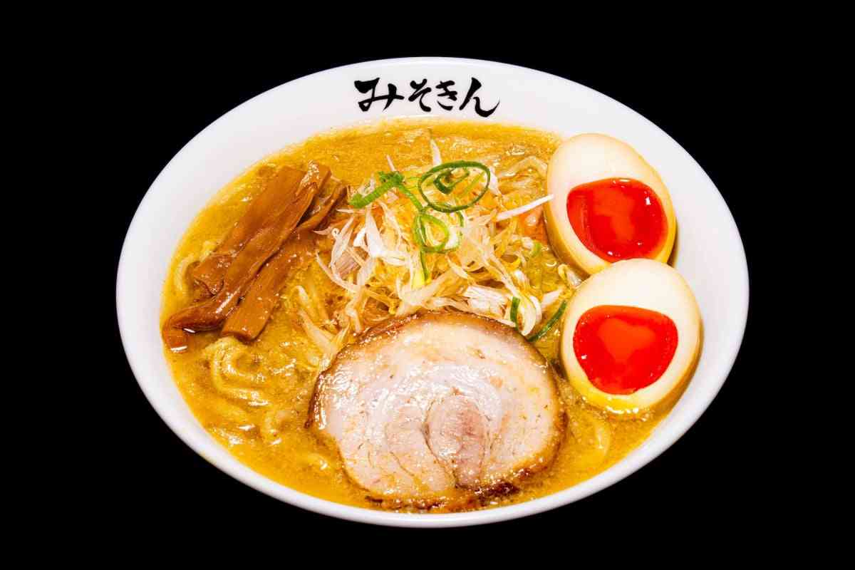 HIKAKIN、ついに「みそきん」の実店舗をオープン「一切妥協なく仕上げた一杯」 看板メニューは「味玉みそきん」で1380円