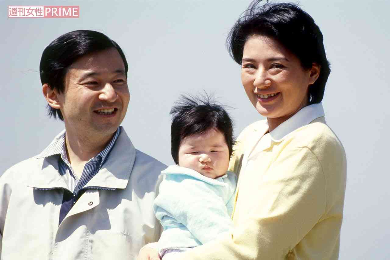 【写真で振り返る“ご静養”アルバム】愛子さま、陛下と雅子さまと過ごした“夏の思い出”を一挙公開!愛犬・由莉の姿も | 週刊女性PRIME