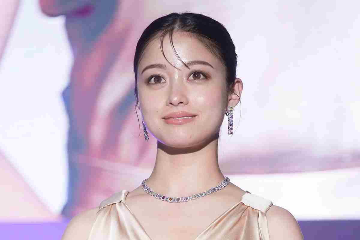 《年内結婚報道》橋本環奈と中川大志の「結婚生活」に立ちはだかる“1万kmの距離”　2人の異なる“海外進出の希望先”｜NEWSポストセブン