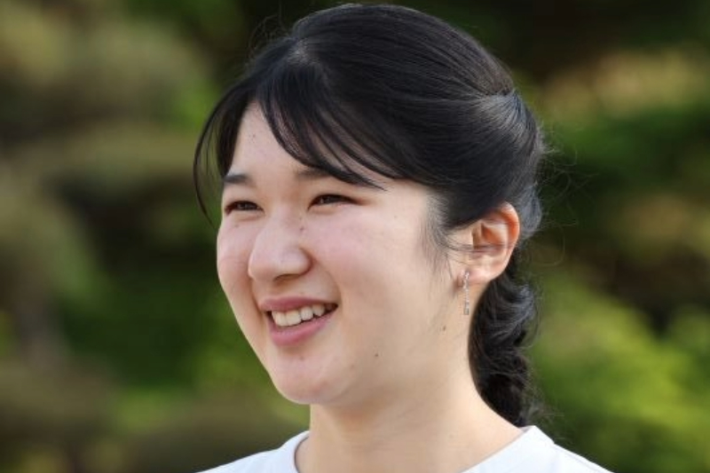 《関係者騒然》愛子さまの新潟県ご訪問の日程が悠仁さまの成年式とバッティング　天皇家と秋篠宮家の間にある、公務や私的行事の日程をめぐる“溝”  (1/4)| 女性セブンプラス