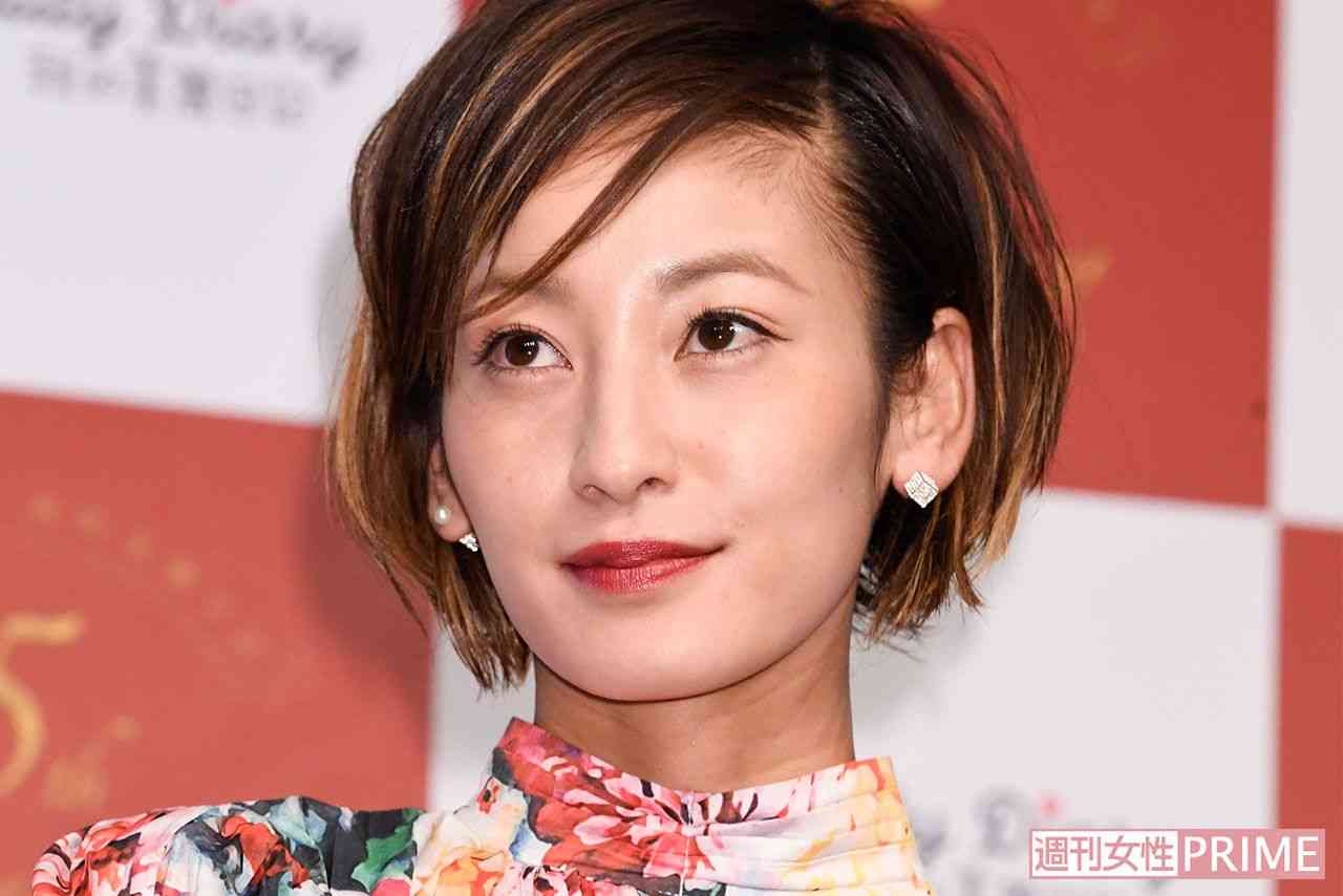 西山茉希、加工一切ナシの“本気のすっぴん”披露で「さすがに年相応」「好感持てる」39歳のリアルが賛否 | 週刊女性PRIME