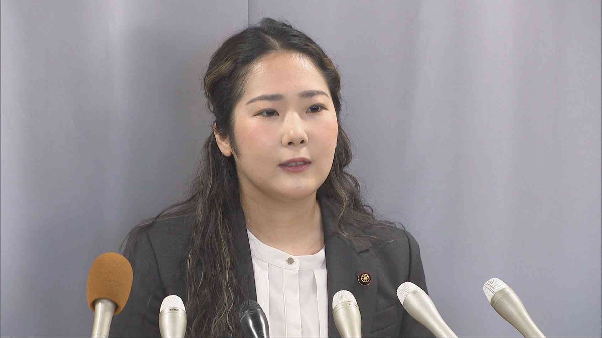 姫路市議会 高見千咲議員に2度目の辞職勧告 SNS投稿巡り「反省見られない」 - サンテレビニュース