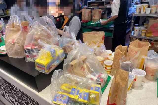 「小学生泣いてた」外国人がハッピーセット買い占め…マクドナルド“杜撰対応”に現役クルーも苦言（ENCOUNT）｜ｄメニューニュース（NTTドコモ）