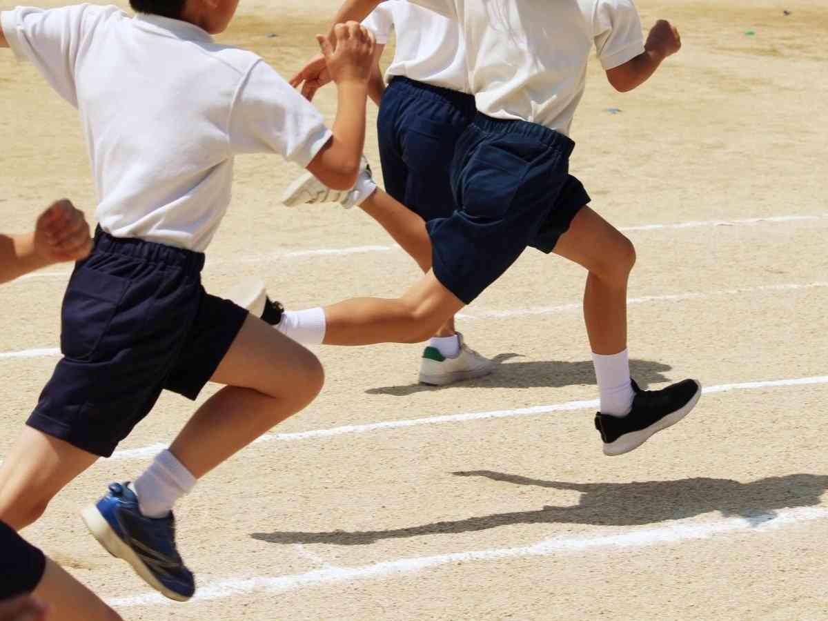 「令和の運動会」は昭和とこんなに違う…半日開催、食事は親とは別々、低・高学年の2部制｜概要｜ニュース｜ピンズバNEWS