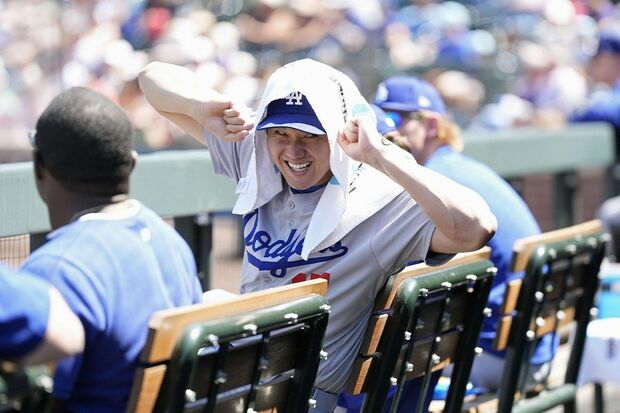 大谷翔平、ハワイ計画が頓挫も…「癒し」は愛娘のプールデビュー＆デコピンと一緒に子育て（週刊女性PRIME） - Yahoo!ニュース