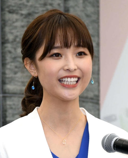 療養中フジ渡邊渚アナが笑顔笑顔笑顔！スリランカフェスで「久しぶりにイキイキした顔に」 - 芸能 : 日刊スポーツ