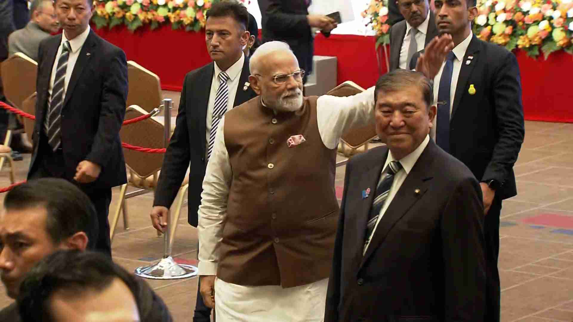 石破首相がインド・モディ首相と今夜会談へ　10兆円“民間投資”や50万人の人材交流目標などで一致か　米印・中印関係の“変化”の中で日本は（FNNプライムオンライン（フジテレビ系）） - Yahoo!ニュース
