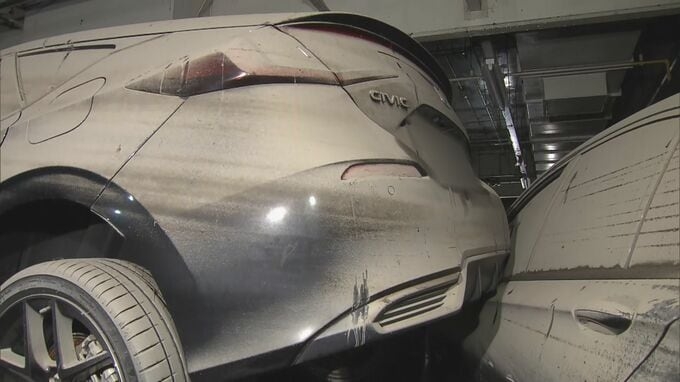 「車開けた瞬間すごい匂い…」大雨で水没した地下駐車場 車の所有者による確認作業始まる 現在も32台が不明 三重・四日市