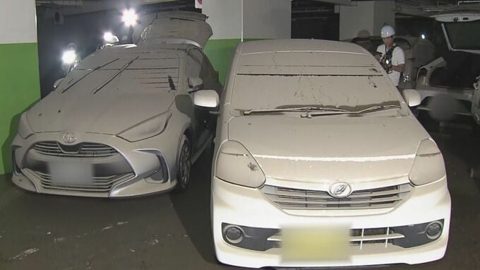 「車開けた瞬間すごい匂い…」大雨で水没した地下駐車場 車の所有者による確認作業始まる 現在も32台が不明 三重・四日市