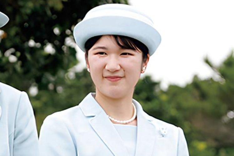 愛子さま、インスタに投稿されたプライベート感の強い海水浴写真に注目集まる　“いいね”は52万件以上　日赤での勤務をおろそかにすることなく公務に邁進（NEWSポストセブン） - Yahoo!ニュース